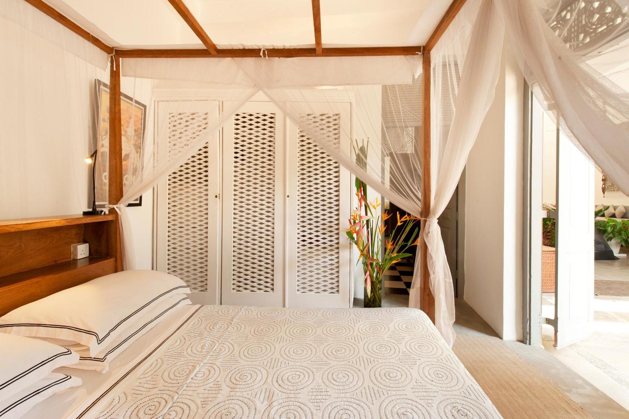 A 03 Bedroom Villa In Galle Fort With Roof Terrace & Pool Eksteriør billede