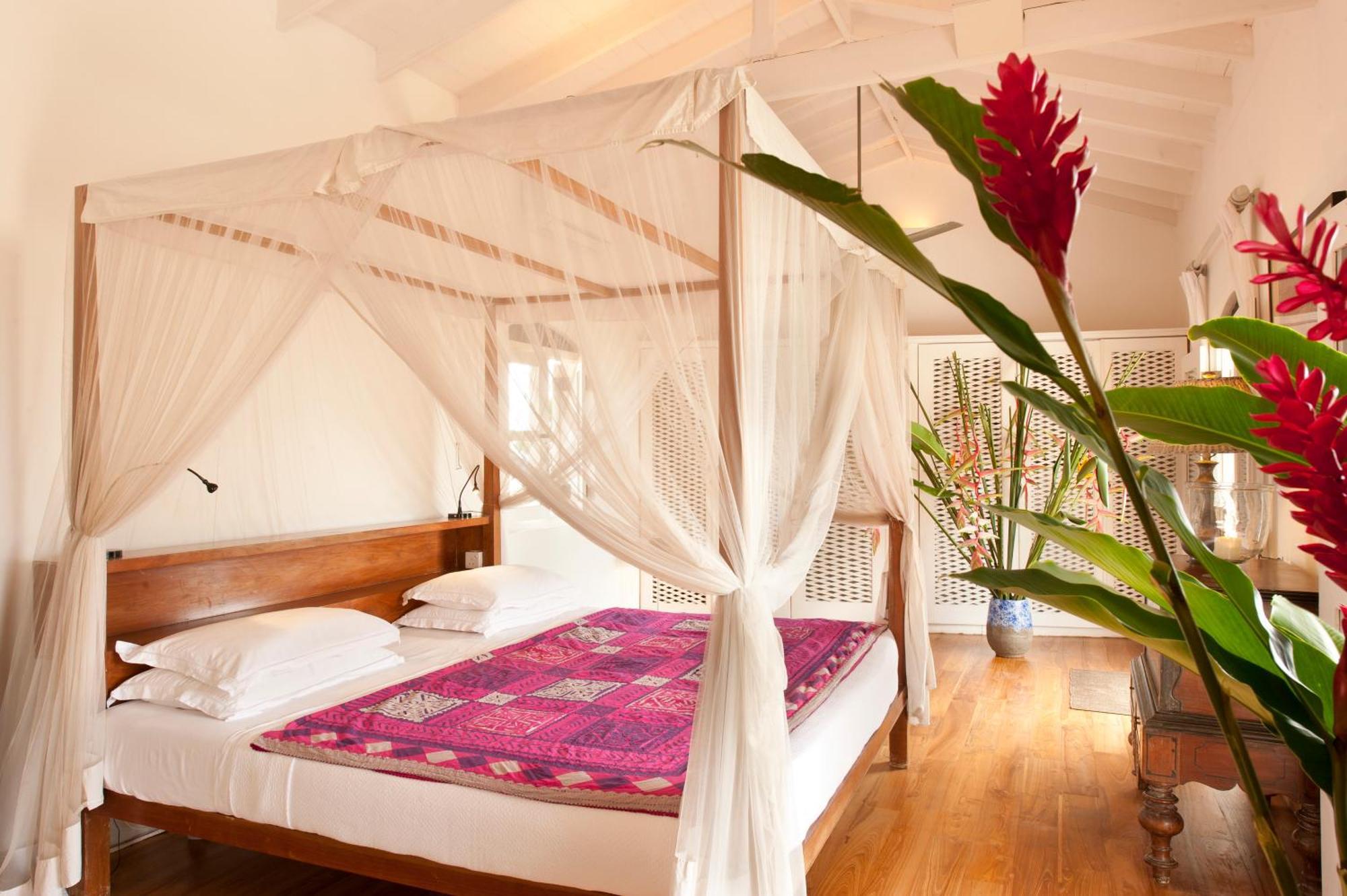A 03 Bedroom Villa In Galle Fort With Roof Terrace & Pool Eksteriør billede