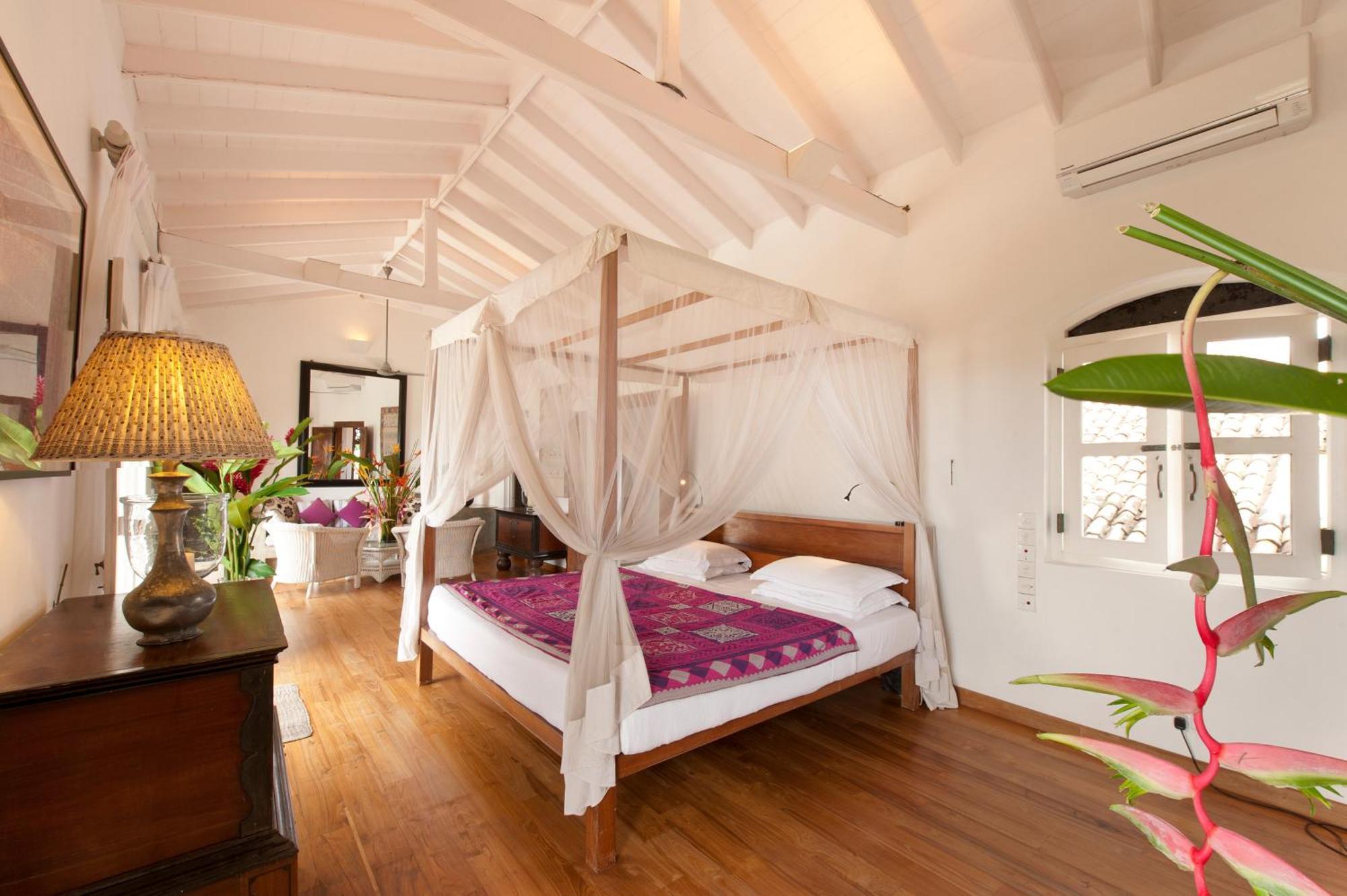 A 03 Bedroom Villa In Galle Fort With Roof Terrace & Pool Eksteriør billede